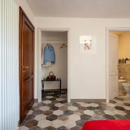 Idea - Rooms&apartments 3* 芬奇